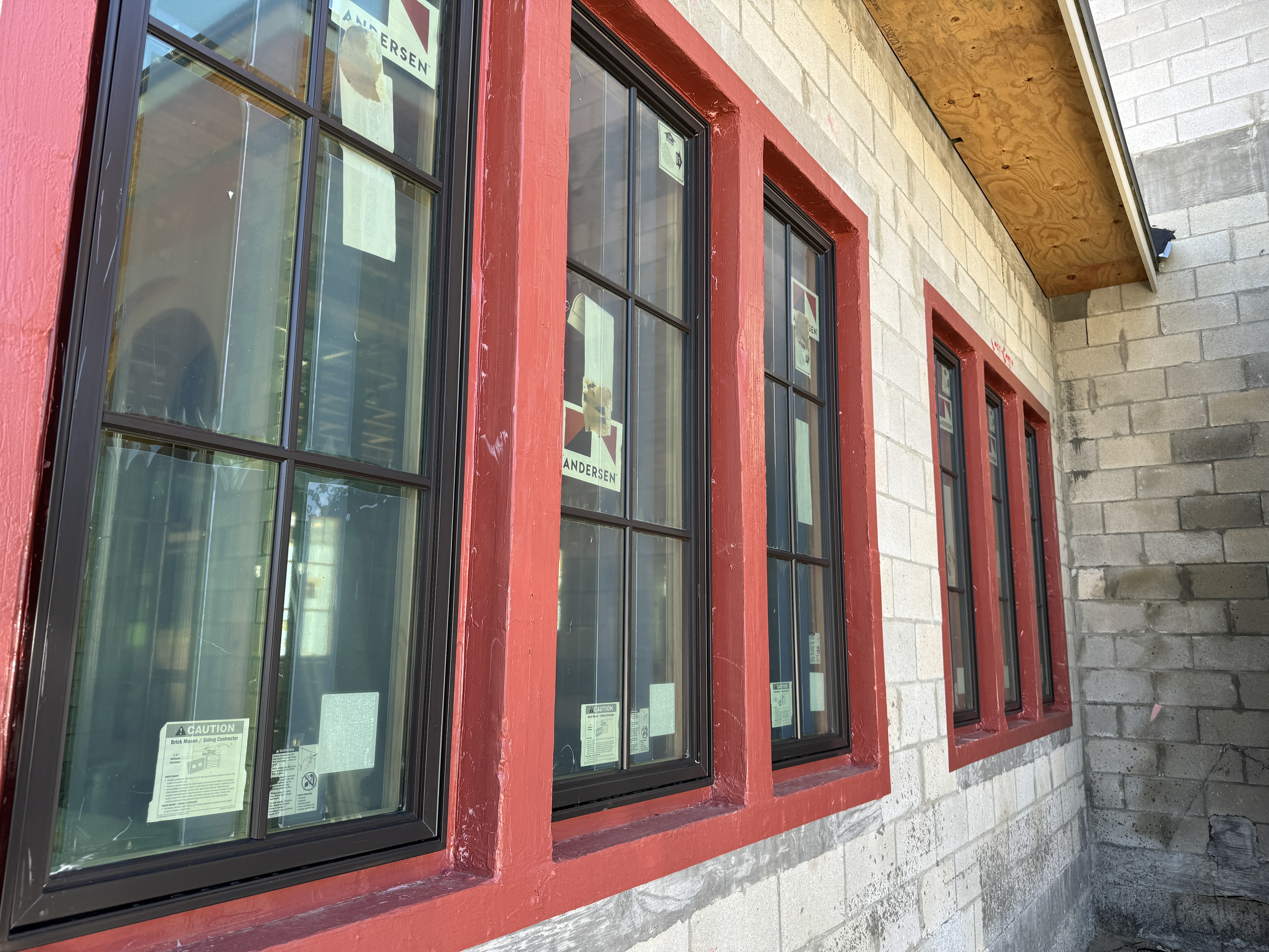 Fullscreen Gallery Image