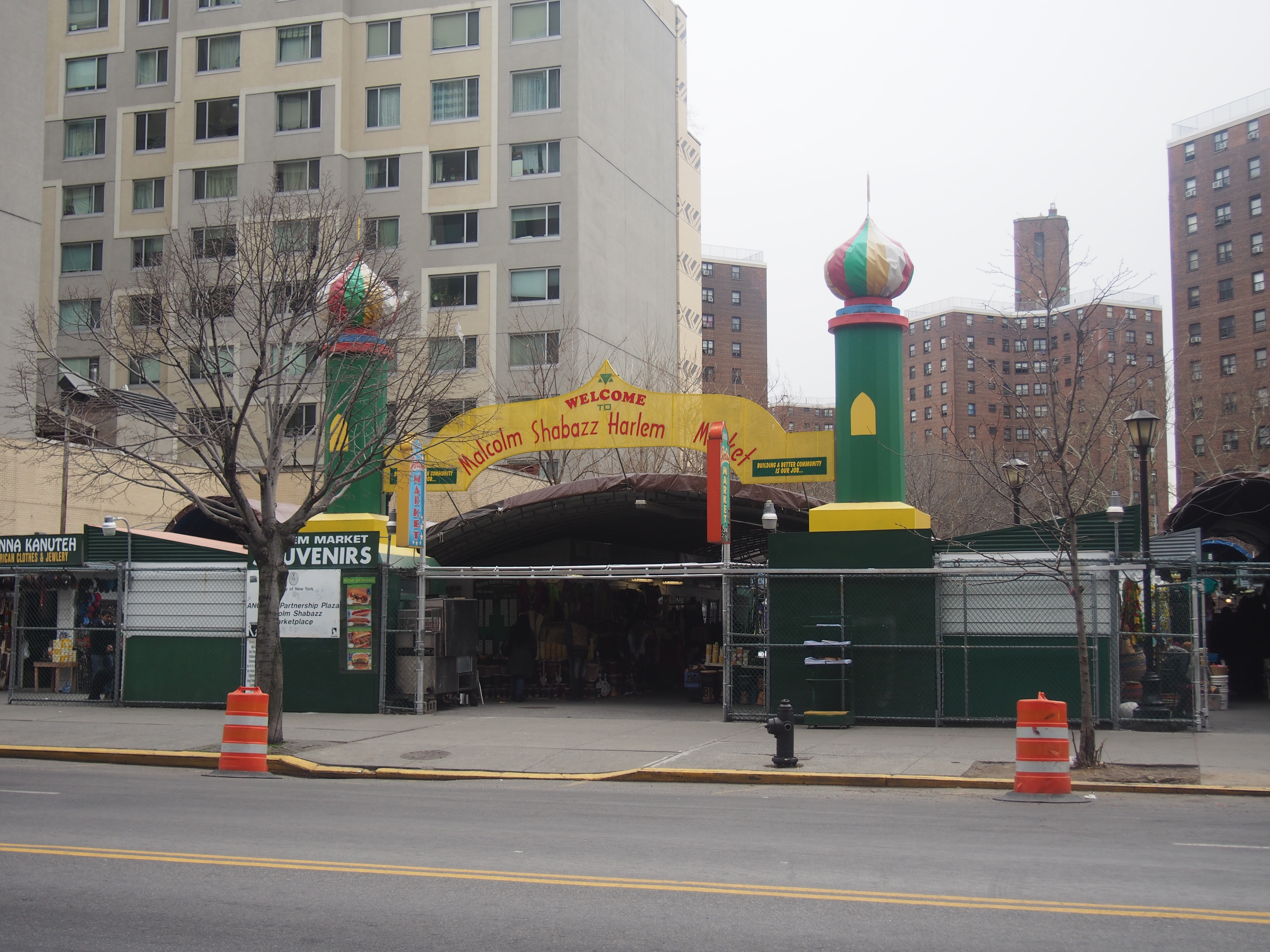 The entrance to Malcolm Shabazz Harlem Market from West 116th Street. All images and illustrations courtesy of Think! Architecture + Design PLLC