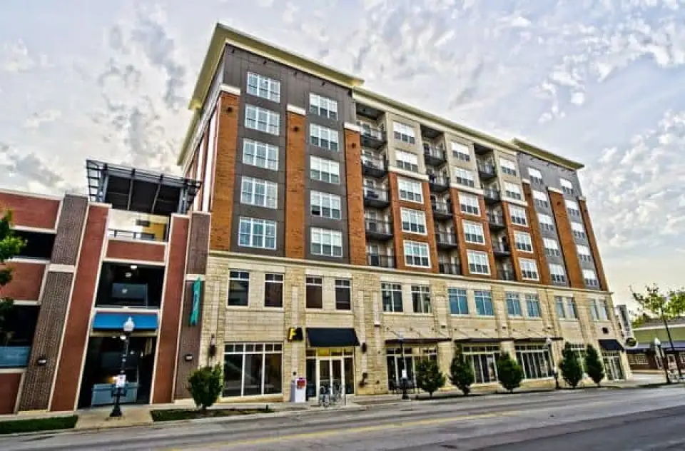 Email Hero BEG 901NewHampshireApartments (1)