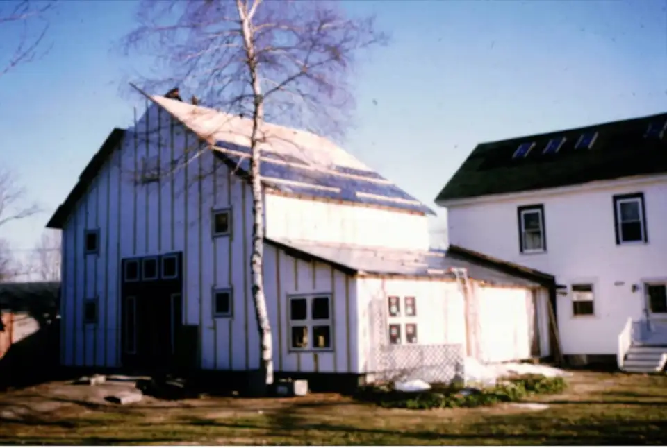 Pettit Slide4