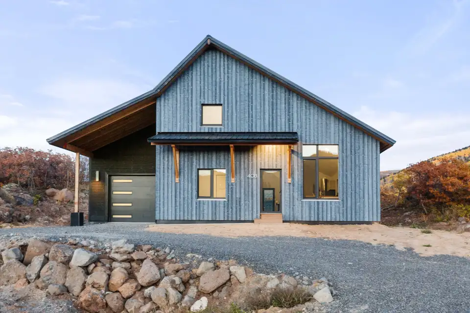 PhoenixHaus facade FB