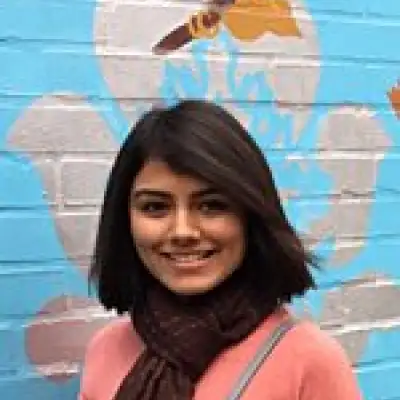 Headshot Bhakti Dave