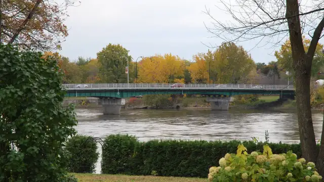 Pont Jacques Bizard (Sainte Genevieve)