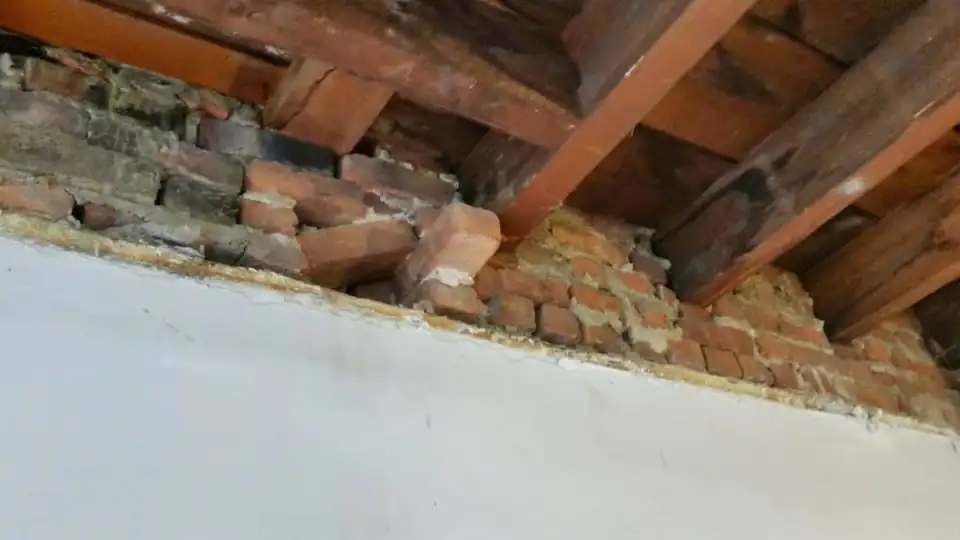 existing joist pocket