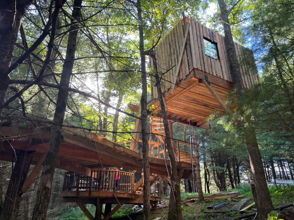 Structurally Sound Treehouse Building a High-Performance Treehouse