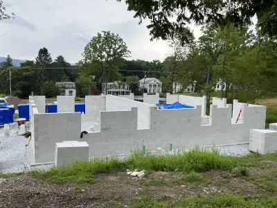 Photos courtesy of Dan Levy