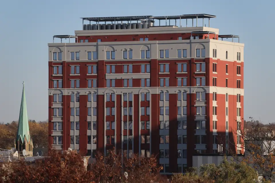 linden grove henry gifford image