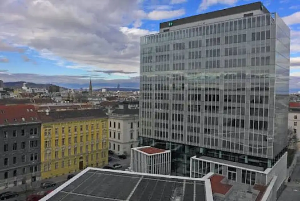 Kundmanngasse Haupgeb ude Zubau Copyright Sch berlundP ll