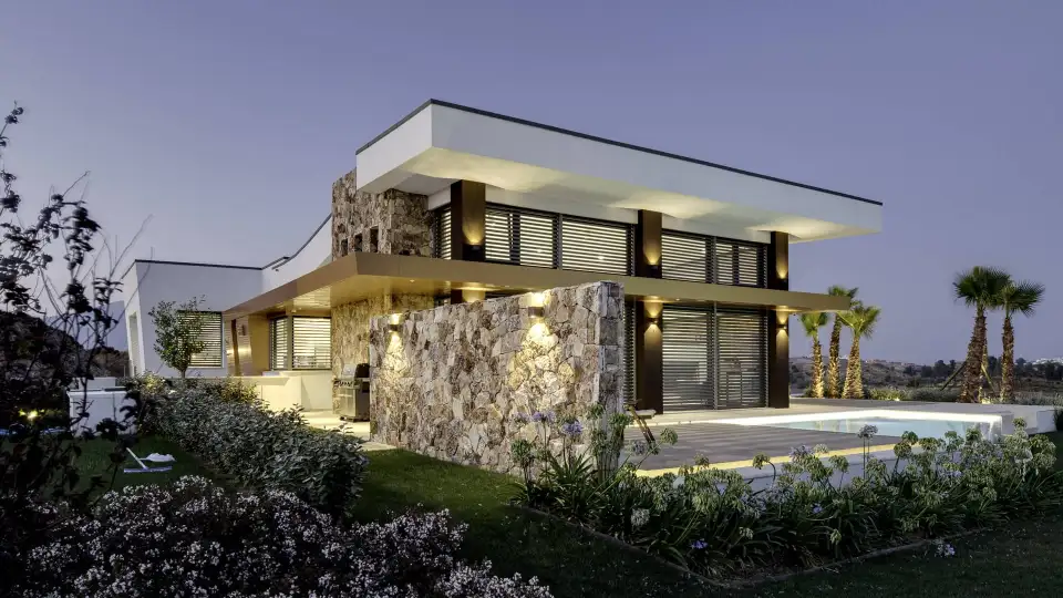 00 Wave House garden view Night Cacopardo Architects