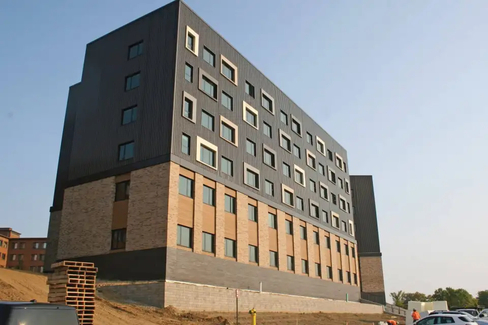 rsz wmu arcadia flats ext 2 1633446399