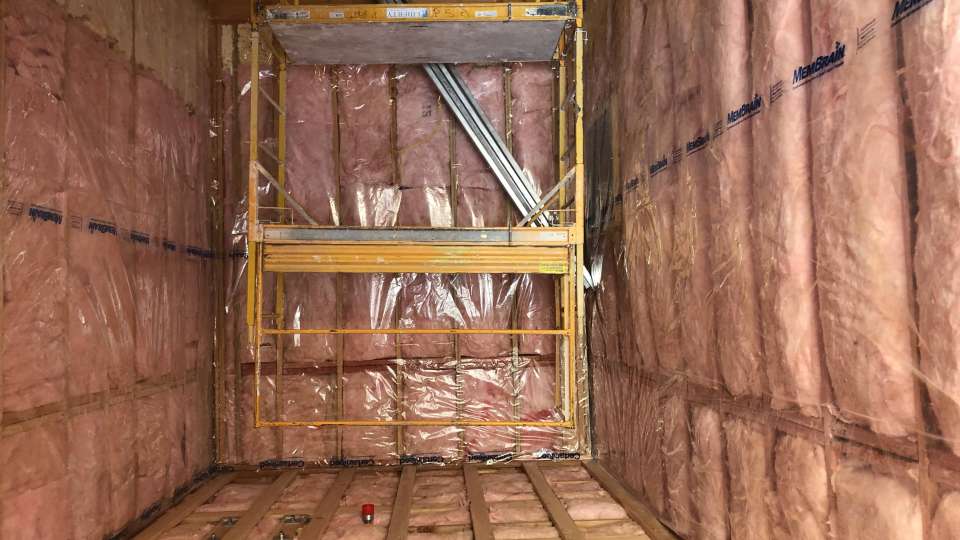10. DESC HPS   Stairwell insulation