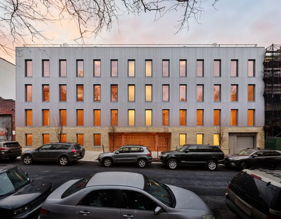 850 03c cst bba 122waverly 10 01 2025 shot24 34850